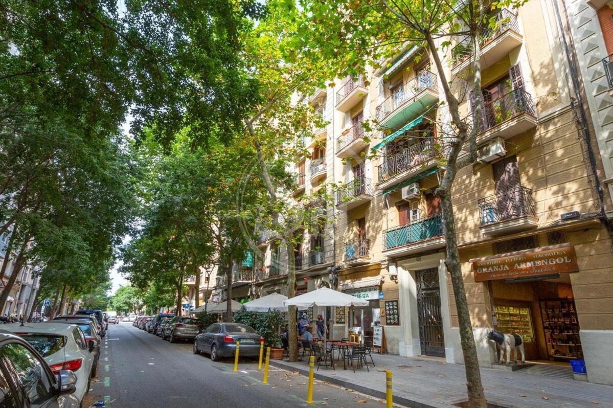 Cerca De La Sagrada Familia 2 * Barcelone